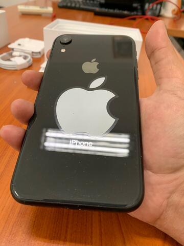 Iphone Xr 64GB HITAM SECOND DUAL SIM NANO NANO