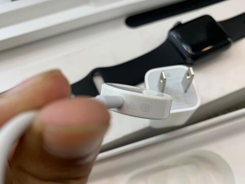 Apple Watch 2 fullset original cable magnetic charger strap box dijual ecer