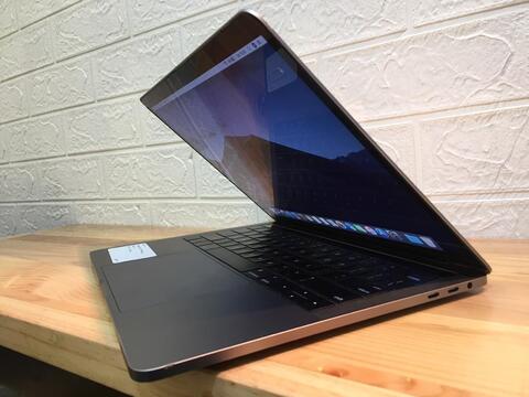 macbook Pro Touchbar 500Gb TERMURAH i5 ram8 FULLSET