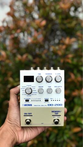 Boss DD200 DD 200 Digital Delay Pedal