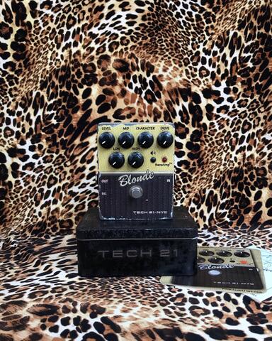 Tech 21 Sansamp Blonde Preamp Pedal