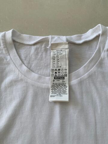 Tshirt pria Uniqlo Decathlon Mens Top 2nd original