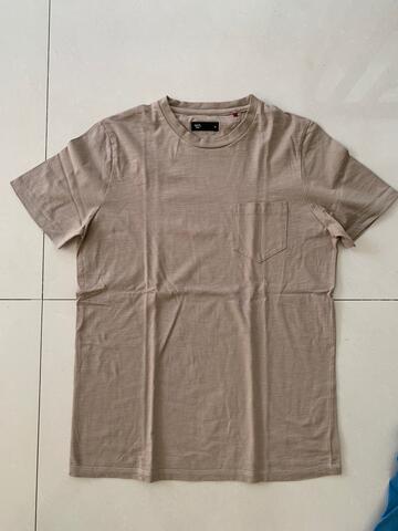 Tshirt pria Uniqlo Decathlon Mens Top 2nd original