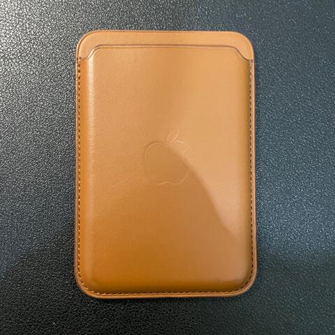 APPLE Leather Wallet MagSafe Card Sleeve Original - Saddle Brown