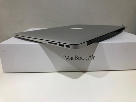 Macbook Air 13 inch 2015 MMGG2