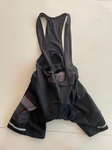 BIB Santic roadbike with pocket black 2nd 100% original like new