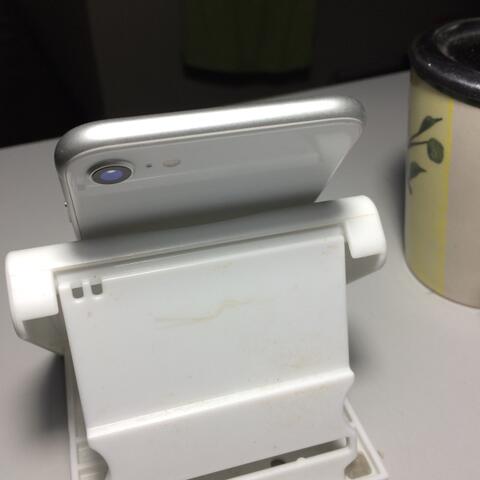 SALE LIKE NEW IPHONE SE 2 64 GB WHITE IBOX