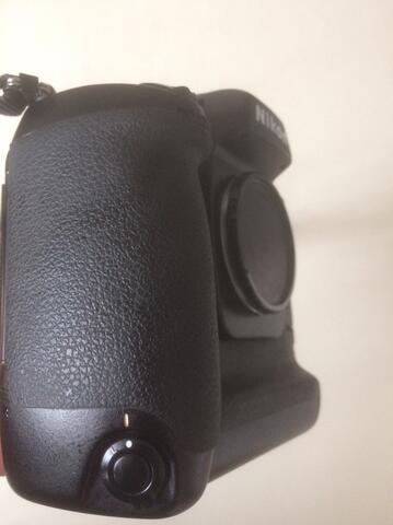 Mint condition NIKON D1X Kamera Digital SLR