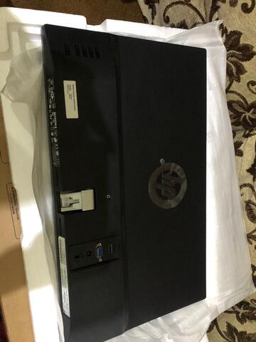led monitor ips 22 inch merk hp N220 kondisi mulus like new fullset dus