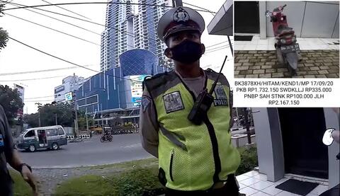 viral-warga-berani-interogasi-polisi-karena-tidak-bawa-stnk-pajak-mati-5thn-video
