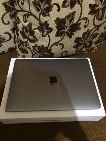macbook pro chip M1 2020 touchbar mulus fullset eks ibox