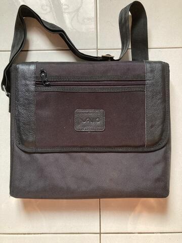 Tas laptop vaio ukuran 13 inch original brand new