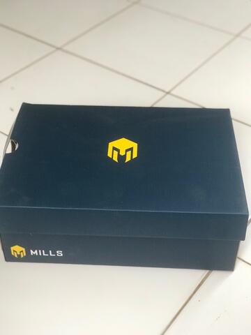 Sepatu bola Mills Dallas FG