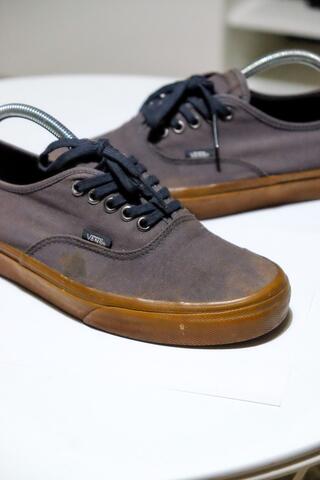 Vans Authentic Gumsole 42 us9