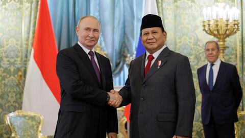 Jelang Kemenangan Trump, Prabowo – Putin Bangun Matahari Buatan di RI