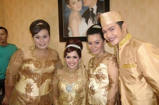 POK ELLY SUGIGI KIMPOI GAN,,,MOGA SAKHINAH, MAWADAH & WAROKHMAH:selamat:kimpoi