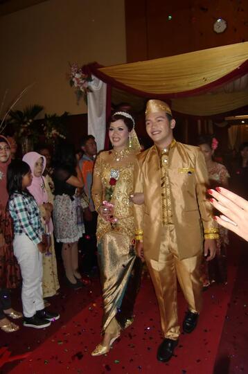 POK ELLY SUGIGI KIMPOI GAN,,,MOGA SAKHINAH, MAWADAH & WAROKHMAH:selamat:kimpoi
