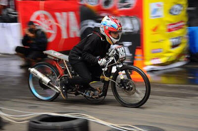 Si Cantik Indri Barbie Lady Dragster Bandung