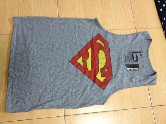 Tank Top Cowo... Lengan Tangan Buntung Cowo... Tanktop cowo..MURAH!!... IMPORT..
