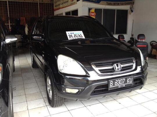 Jual honda CRV 2003 black A/T.. Mobil bagus dan terawat.. Cod jakarta