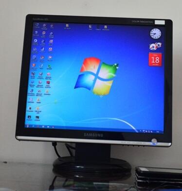 Terjual Monitor LCD Samsung 19\