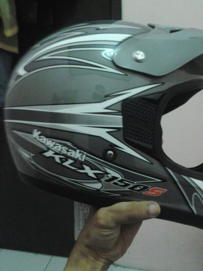 helm kawasaki dtracker