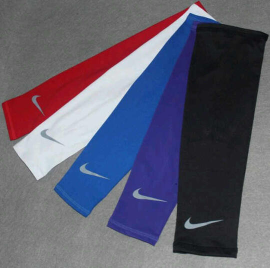 Labong Bball Corner >Jual Jersey NBA,Sweater NBA,Gelang NBA,Sleeve NBA,etc.(SUPPLIER)