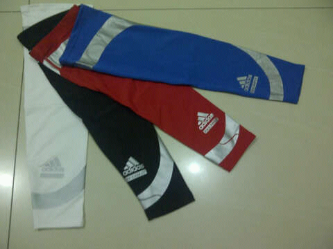 Labong Bball Corner >Jual Jersey NBA,Sweater NBA,Gelang NBA,Sleeve NBA,etc.(SUPPLIER)