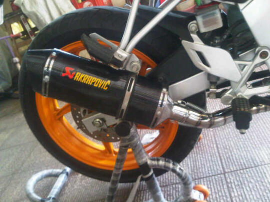 Akrapovic full system for NEW CBR 150R