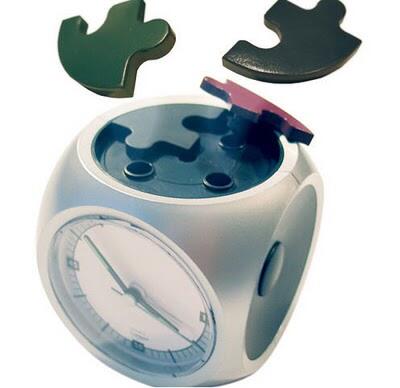 Jam Alarm Unik Dengan Seni Yang Tinggi