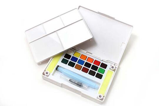 Terjual Cat  air  SAKURA  KOI  WATER COLOR FIELD SKETCH BOX 