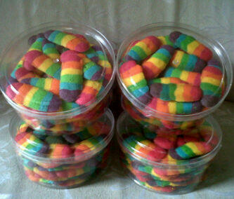 Terjual JUAL KUE KERING LIDAH KUCING (RAINBOW)  KASKUS