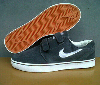 nike janoski laces