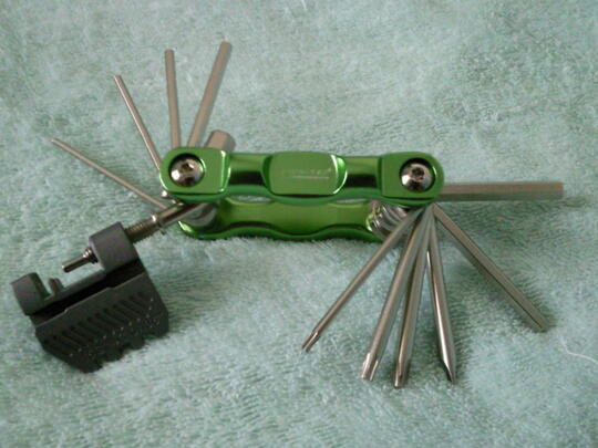 JUAL BIKE TOOL KIT 15 in 1 merk UNITED TERMURAH SEKASKUS !!!