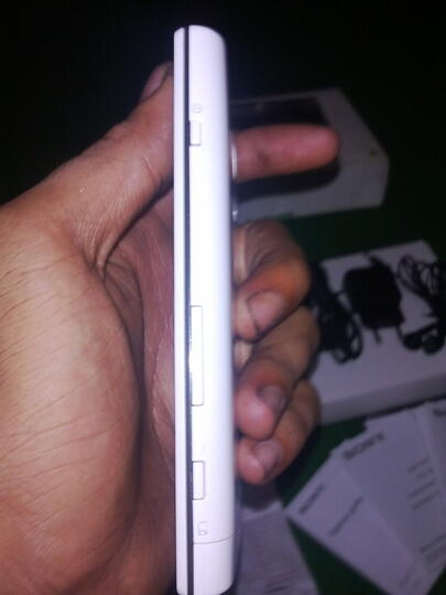 DIJUAL SONY XPERIA ACRO S
