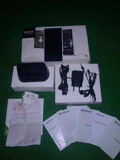 DIJUAL SONY XPERIA ACRO S