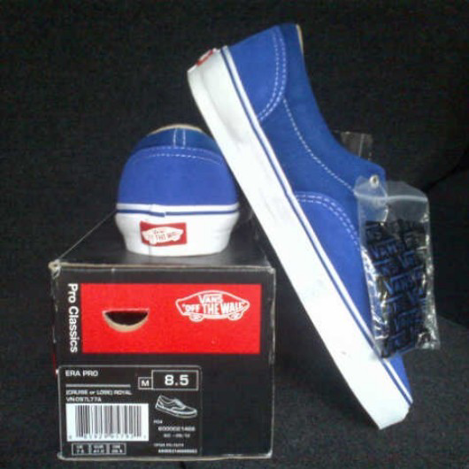 vans era royal blue