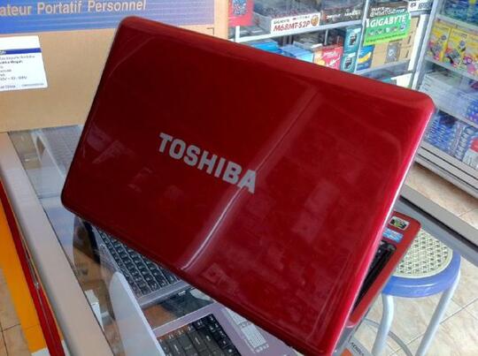JUAL LAPTOP TOSHIBA L735 HOME PREMIUM