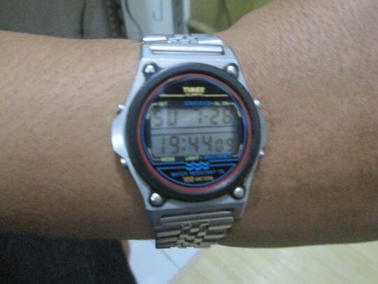 vintage timex atlantis 100
