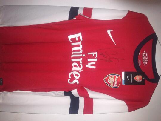 Original Jersey Arsenal Home 2012-2014 with Santi Cazorla Sign