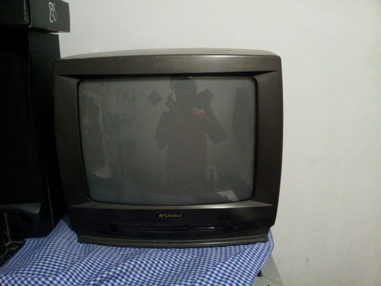 hibah tv 14inch merk samsui