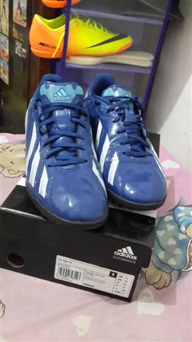 Terjual Adidas F5 TF size 43.5 | KASKUS