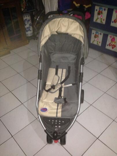 stroller junior roda 3