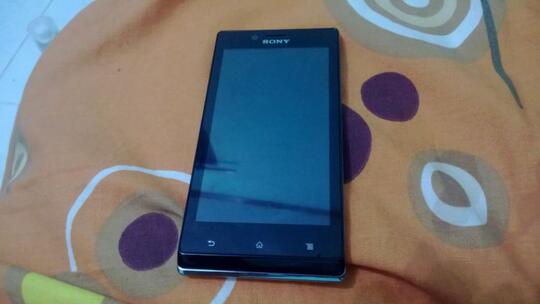 <WTS> Sony Xperia J White FullSet Garansi Panjang