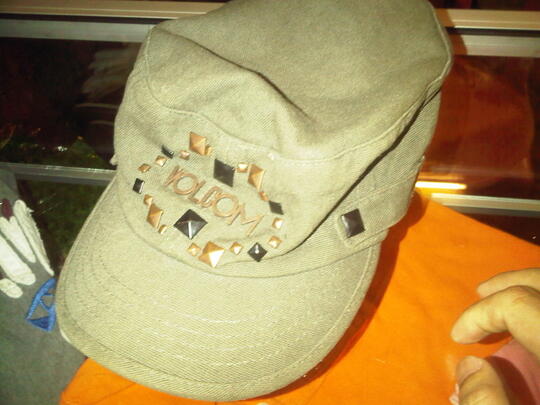 Terjual (WTS) TOPI VOLCOM ORIGINAL 1000 