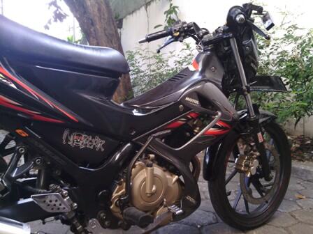 suzuku satria FU