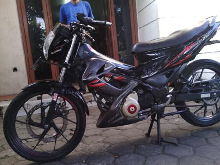 suzuku satria FU