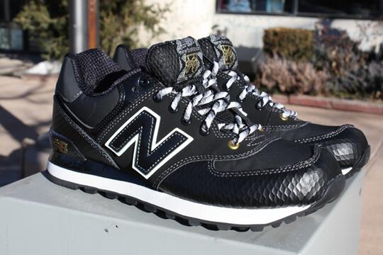 Terjual New Balance Snakeskin original 