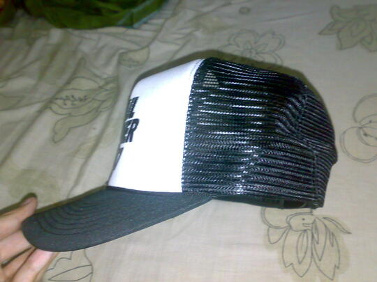 Terjual WTS VOLCOM FITTED HAT, TRUCKER 