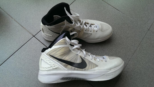 hyper dunks 2011